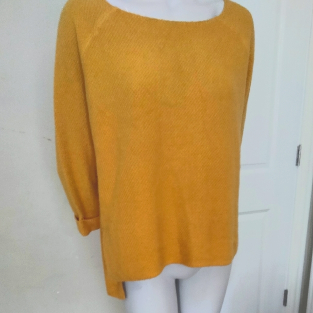 Knit By Hampshire studio sweater